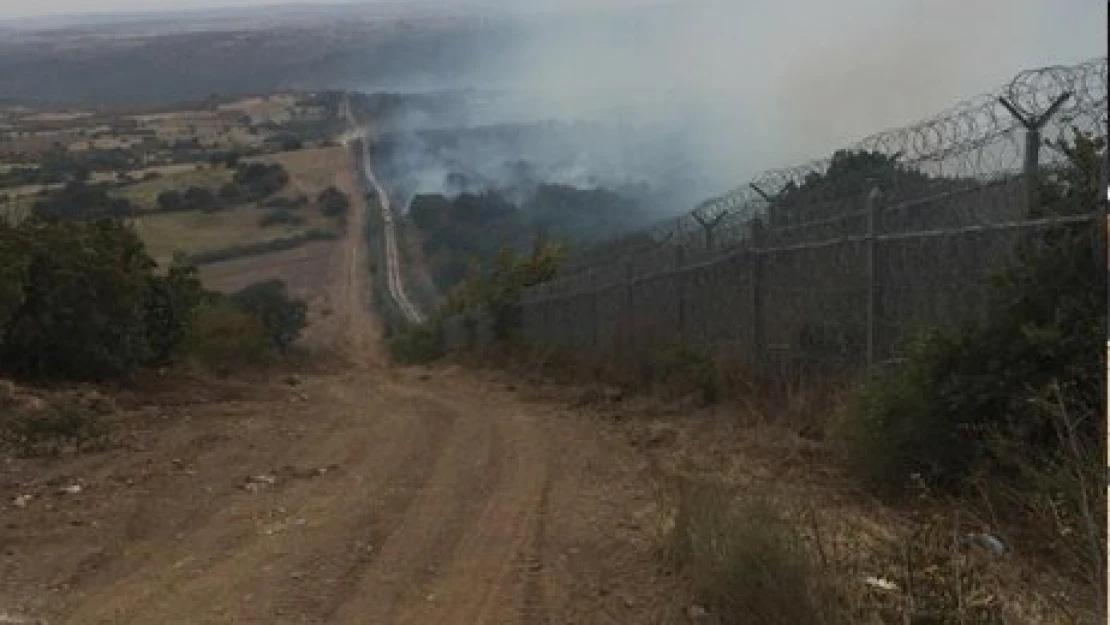 Sınırda yangın söndürüldü