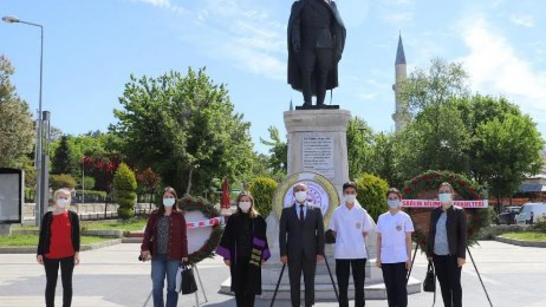 'Sağlık personeli özveriyle çalışıyor'