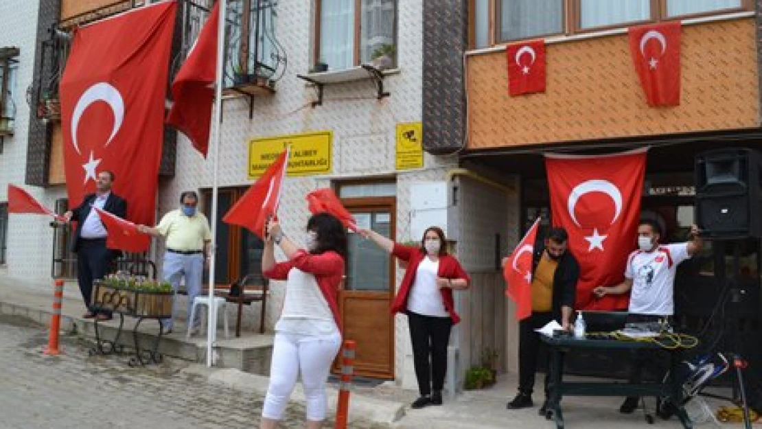 19.19'da İstiklal Marşı coşkusu