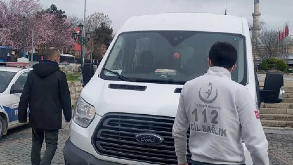 Temaslı ama dışarıda