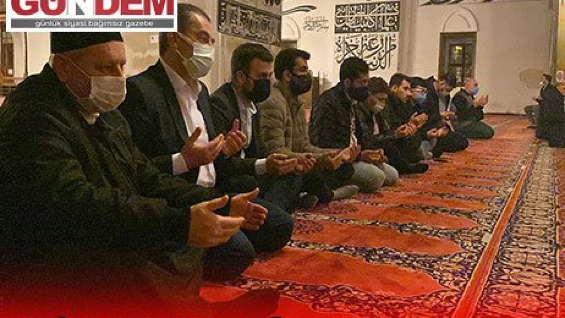 Gazi M. Kemal Atatürk dualarla anıldı