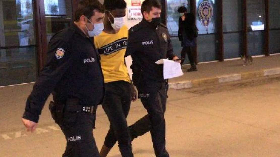 Polisin elini ısırdı