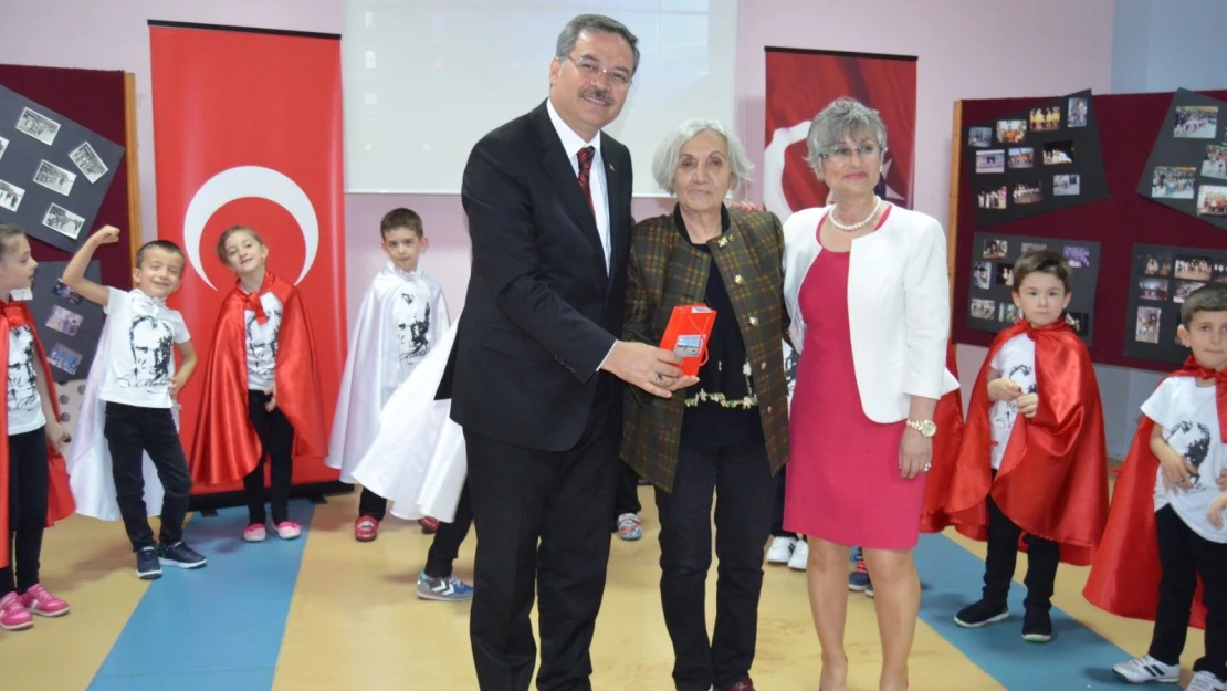 Anaokulundan 50'inci yıl etkinliği