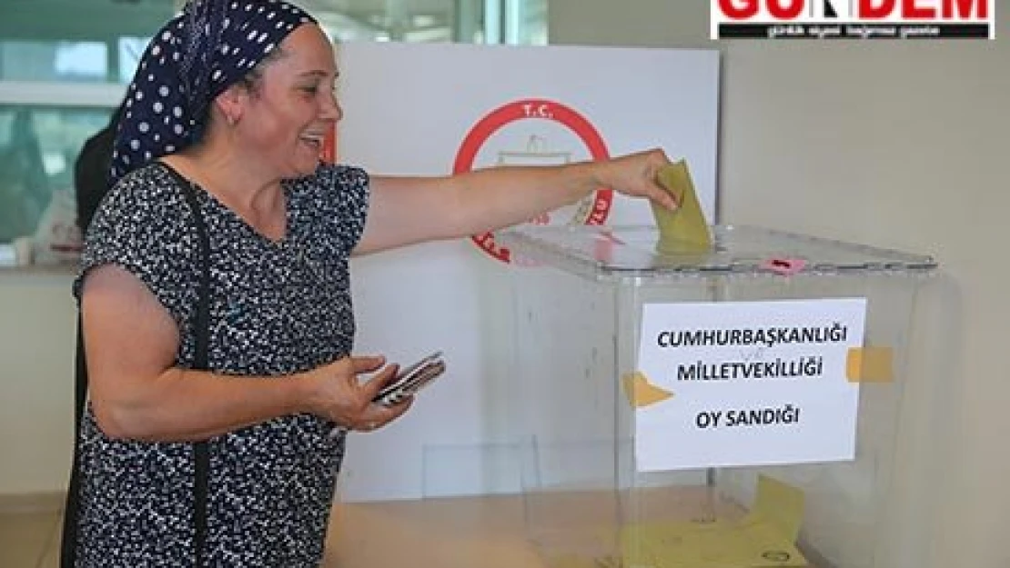 Gümrükte yaklaşık 9 bin oy