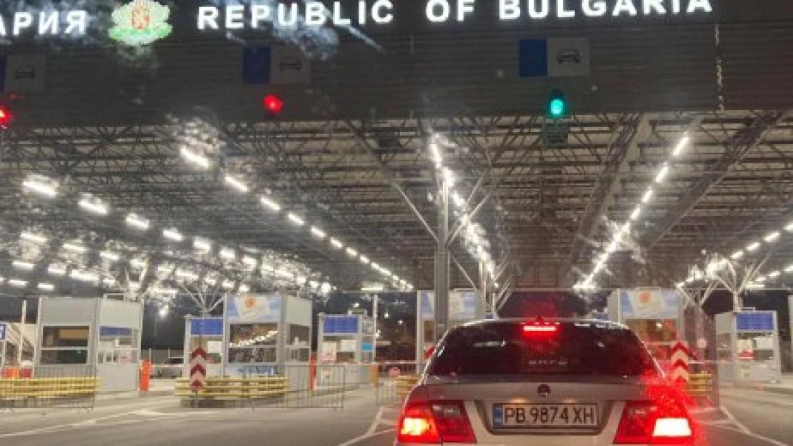 Komşudan PCR zorunluluğu