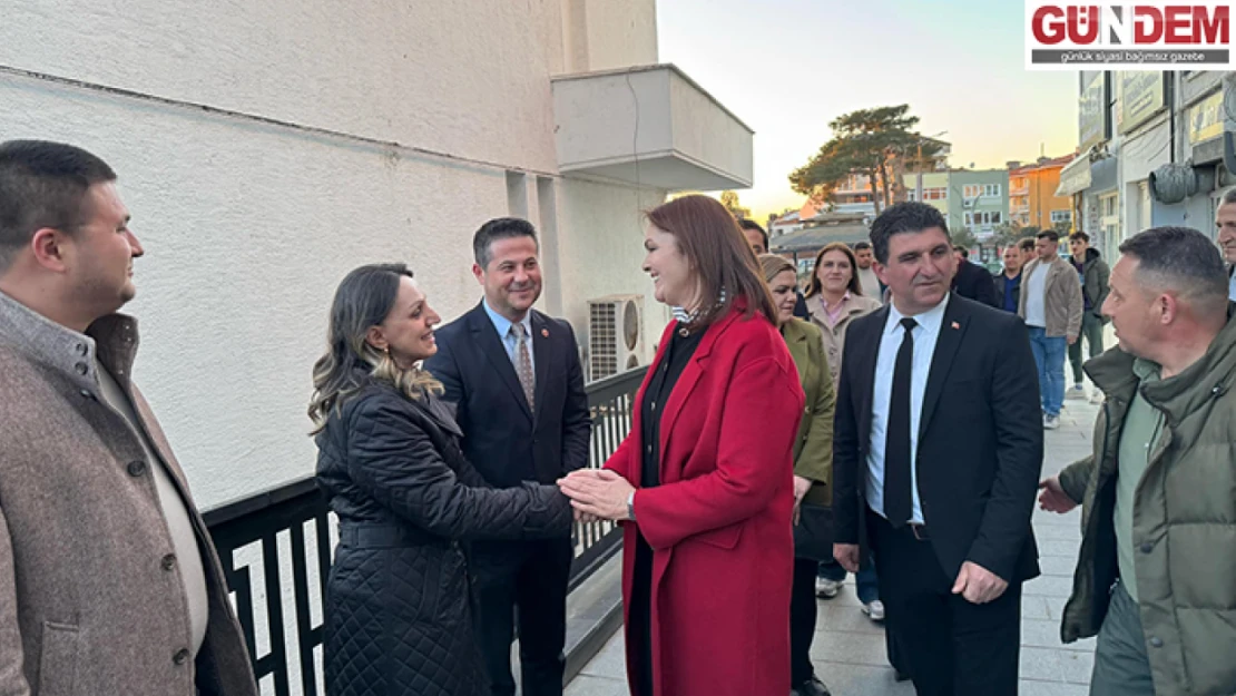 İba, , 'aynı sofranın etrafında buluşmanın sevincini yaşadık'