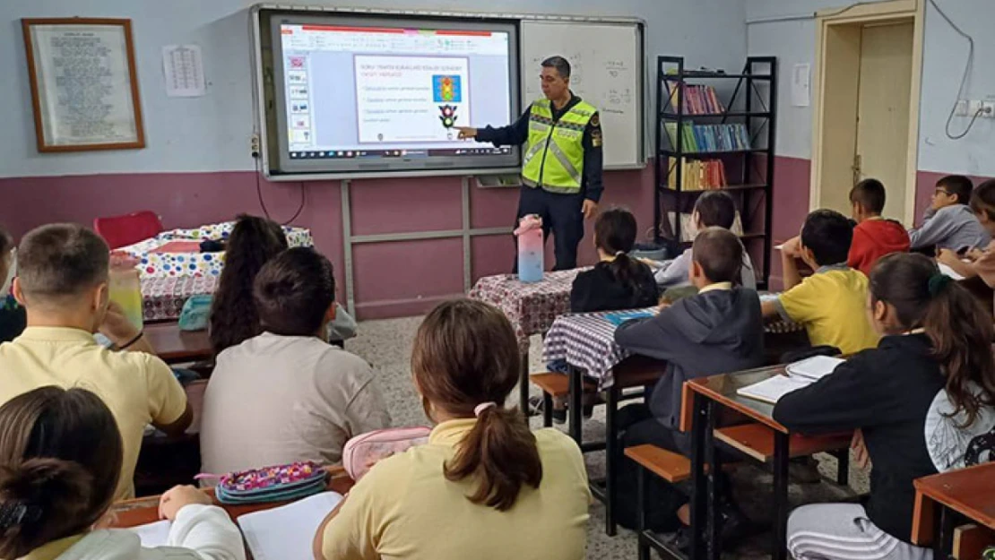 Jandarmadan öğrencilere  trafik eğitimi 