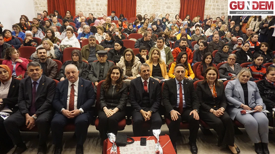Kadının Telinden Halk Müziği Konseri Büyük İlgi Gördü