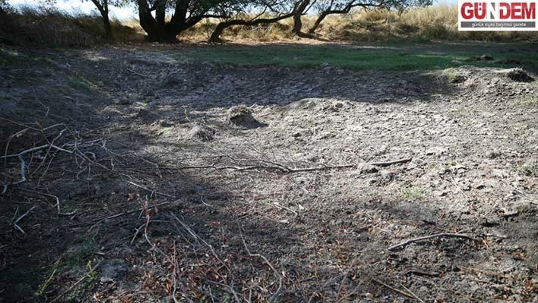 Musabeyli Göleti kuraklık nedeniyle tamamen kurudu