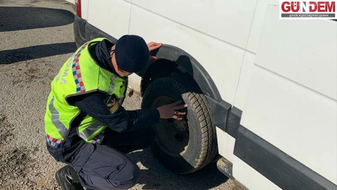 Okul servis araçları denetlendi 