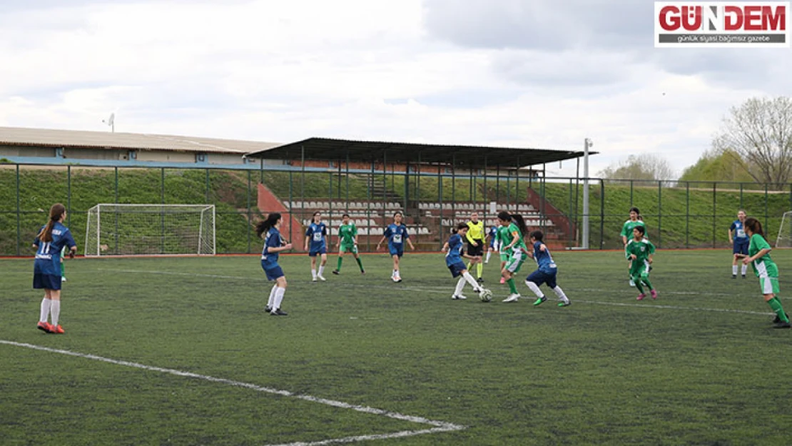 Okul Sporları Yıldızlar Futbol Grup Müsabakaları, Edirne'de başladı