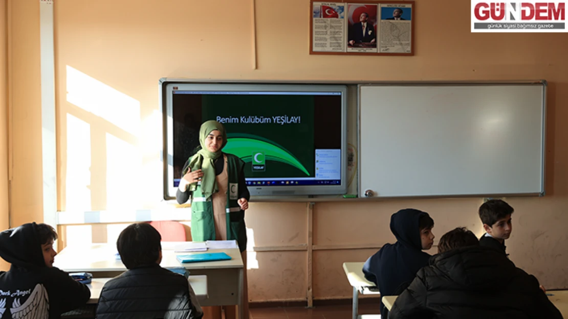 Okullarda 'Yeşilay' dersi yapıldı