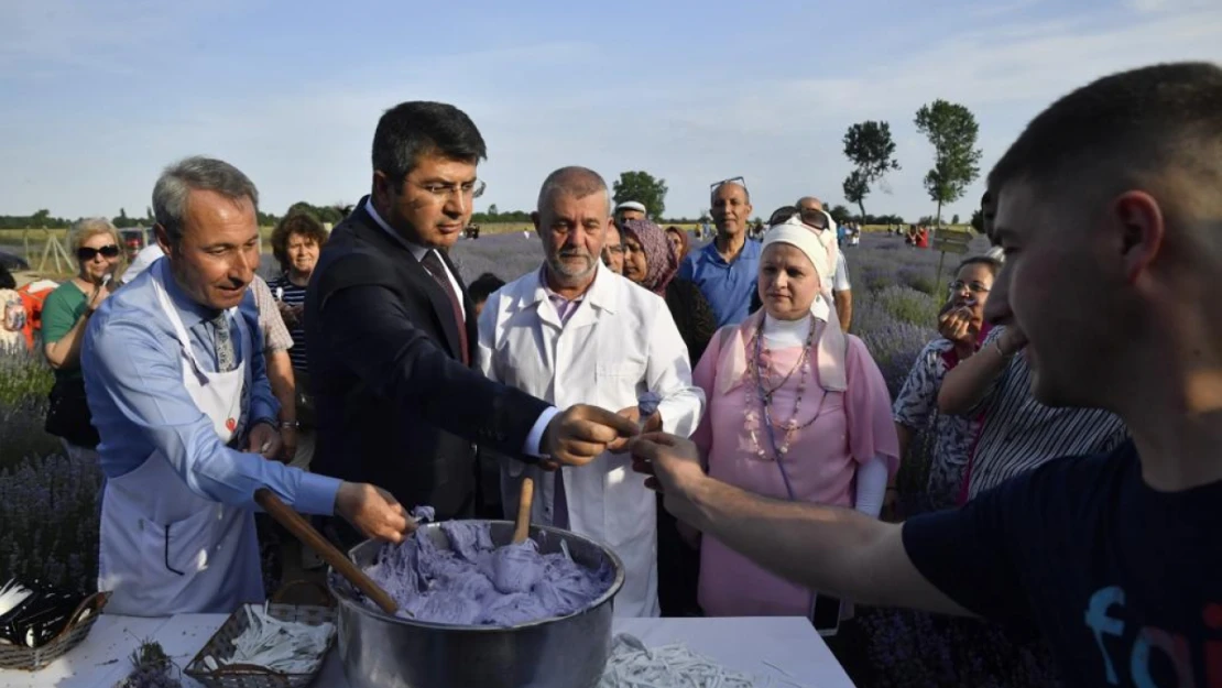 Özel lavanta aromalı deva-i misk helvası ikram edildi