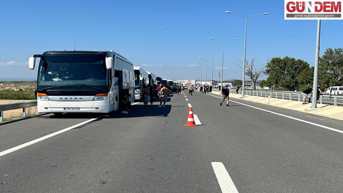 PAOK taraftarı Türkiye'ye giriş yaptı