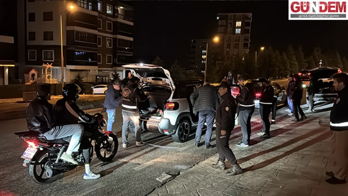 Polis ekipleri asayiş ve trafik denetimi yaptı