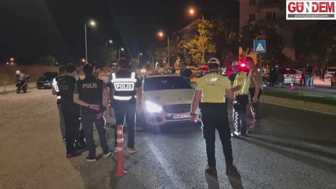 Polis ekipleri asayiş ve trafik denetimi yaptı