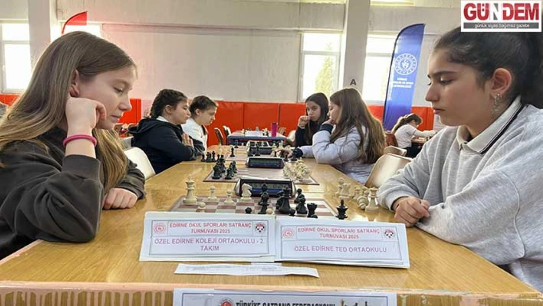 Satranç turnuvası 377 sporcu ve 75 takımın katılımıyla başladı