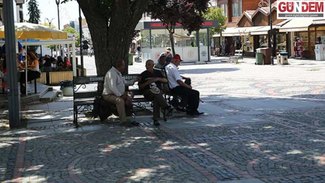 Sıcak ve nemli hava yaşamı zorlaştırıyor
