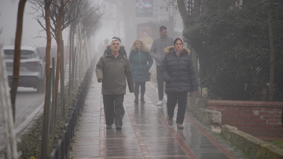 Sis nedeniyle görüş mesafesi 30 metreye kadar düştü