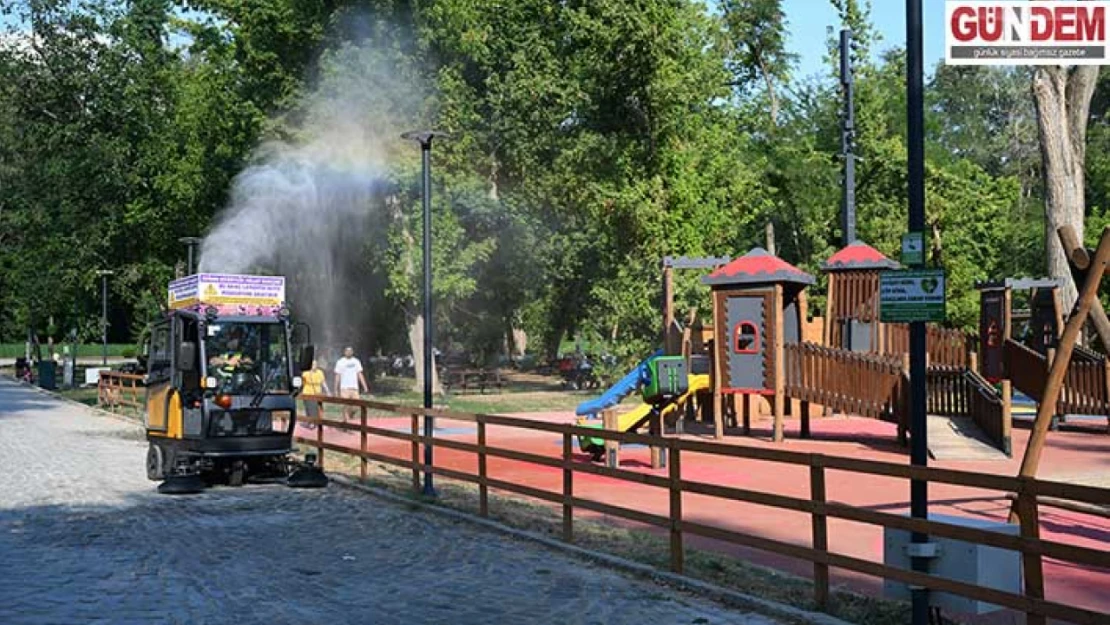Söğütlük Millet Bahçesi, lavanta suyuyla serinletiliyor