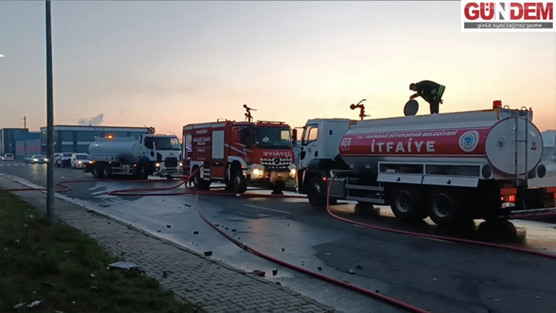 Tekirdağ'da parfüm fabrikasında çıkan yangın kontrol altına alındı