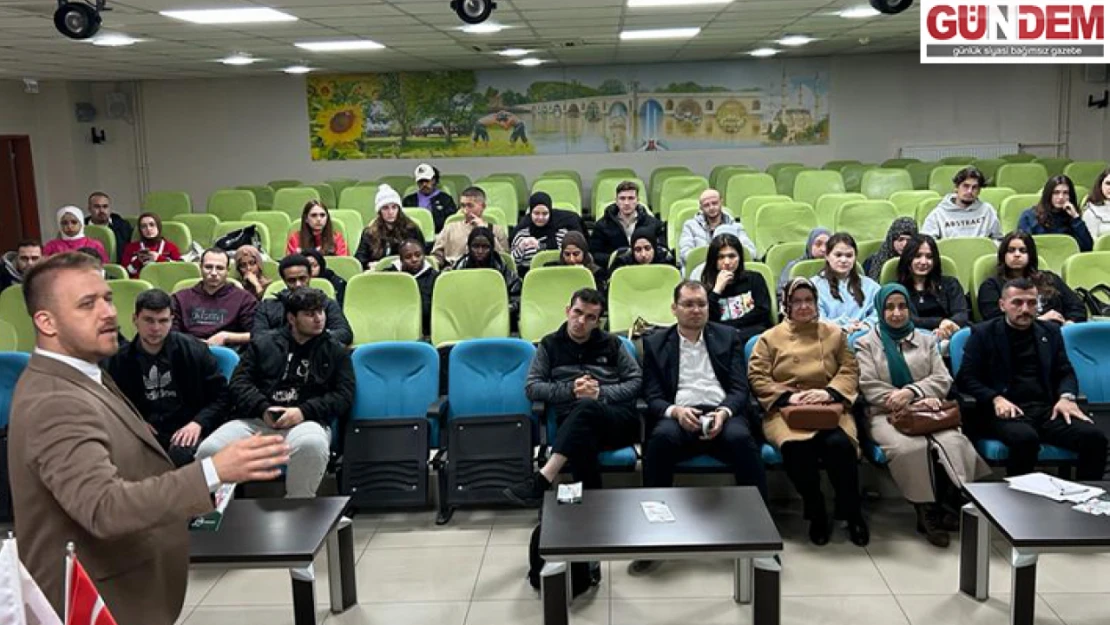 Uluslararası öğrencilere yönelik akademi programının ilk dersi gerçekleştirildi