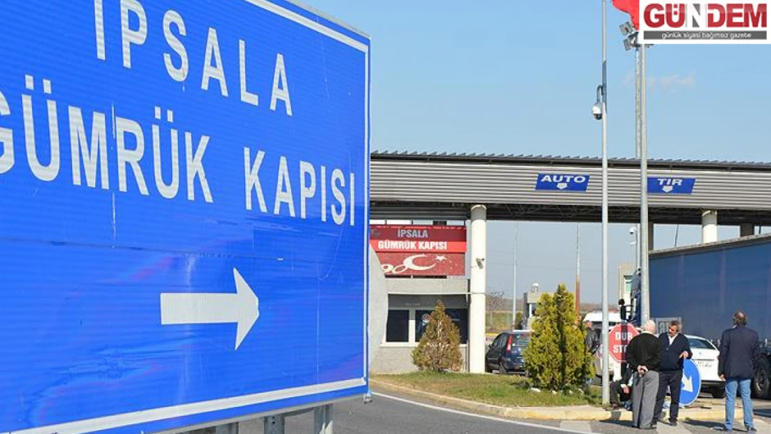 Yabancı uyruklu kadın motosikletliyle diyaloğu sosyal medyaya yansıyan gümrük memuruna soruşturma