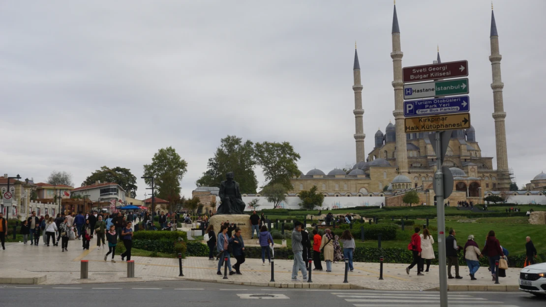 Yerli ve yabancı turistler yoğunluk oluşturdu