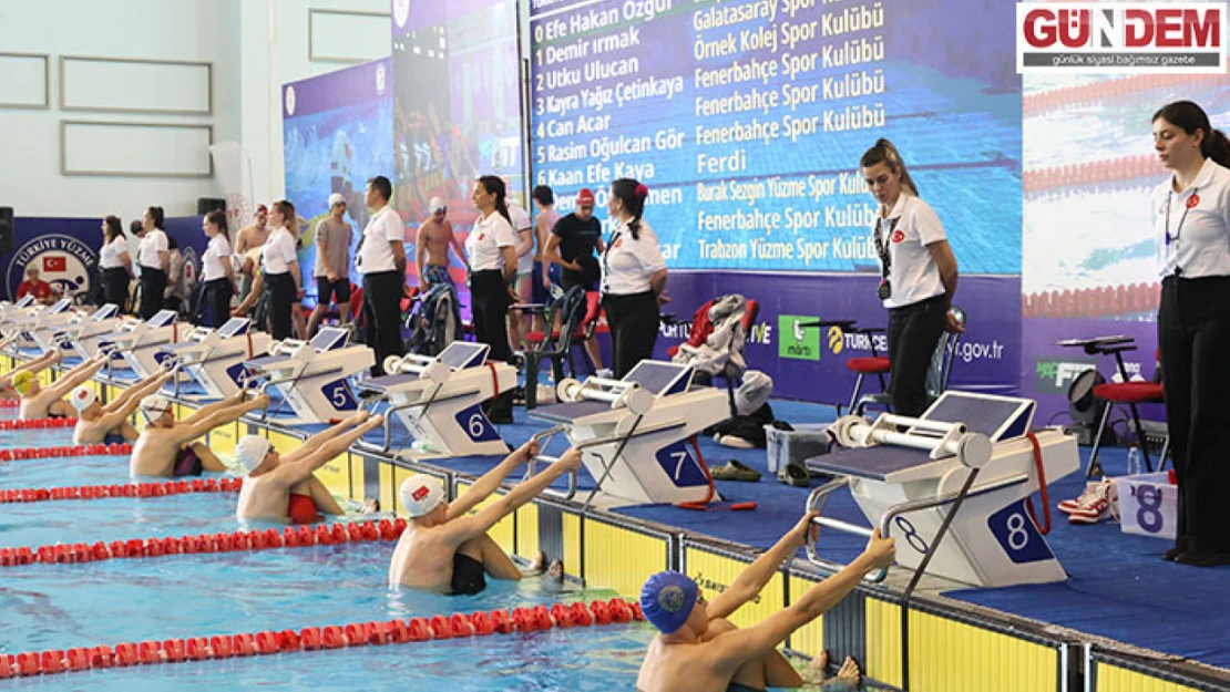 Yüzme milli takım seçmelerinde 2 Türkiye rekoru kırıldı