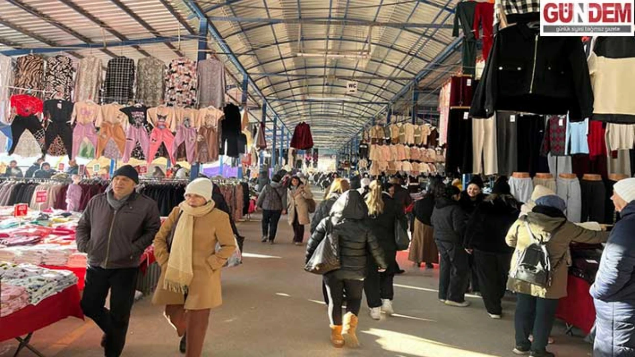 Cuma Pazarı yine hareketliydi