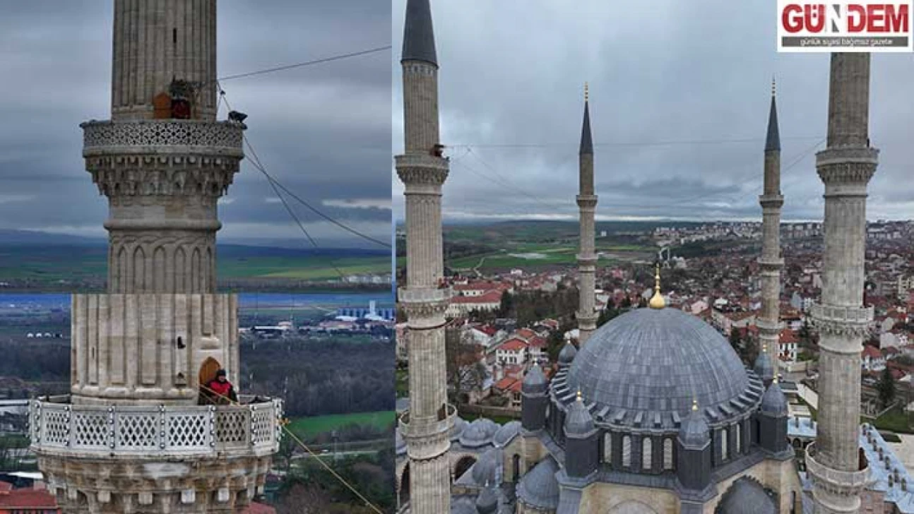 Selimiye'nin minareleri mahyalandı