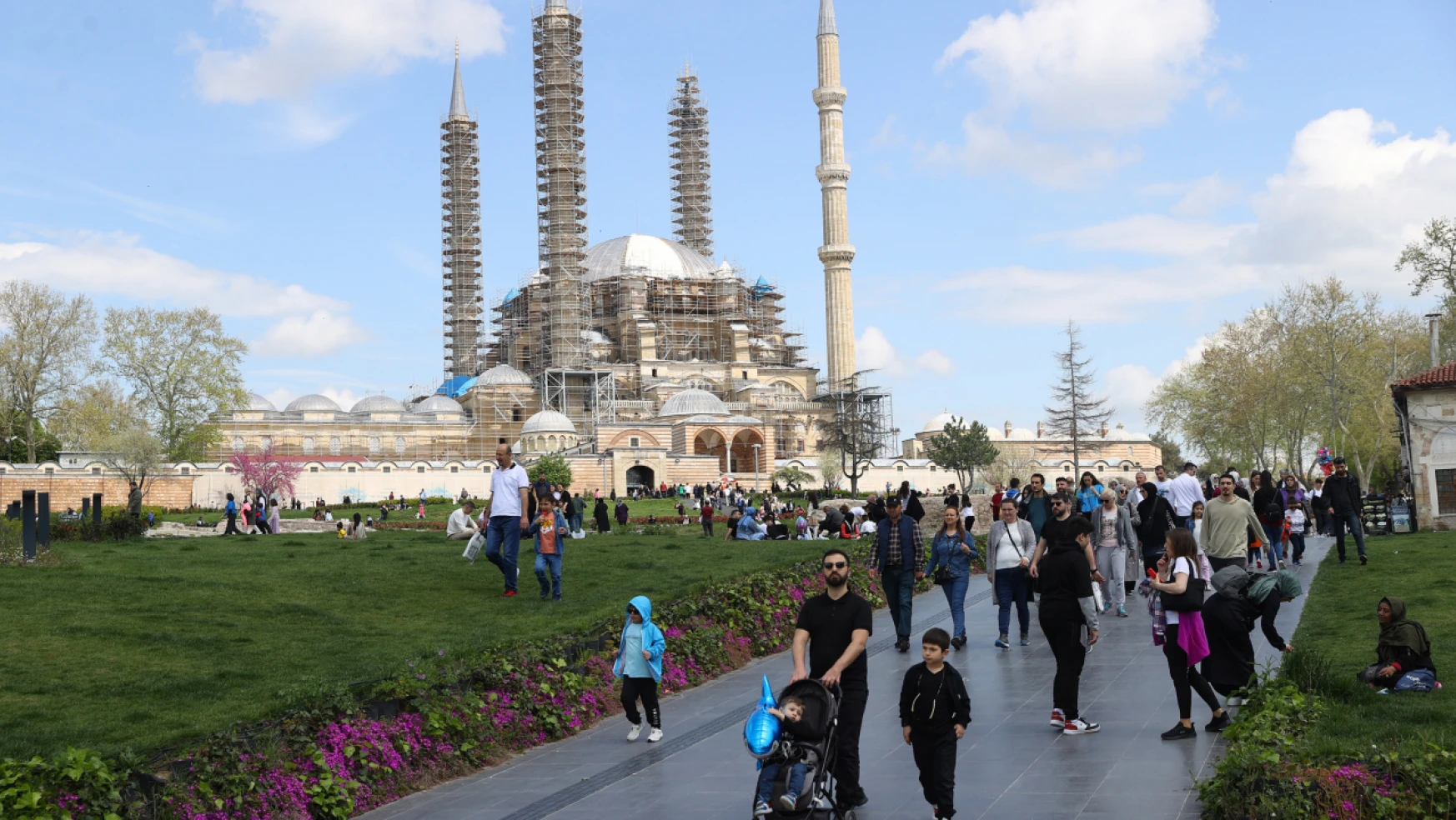 Bayram tatilinde Edirne'ye gelenler, kültürel alanlarda yoğunluk oluşturdu