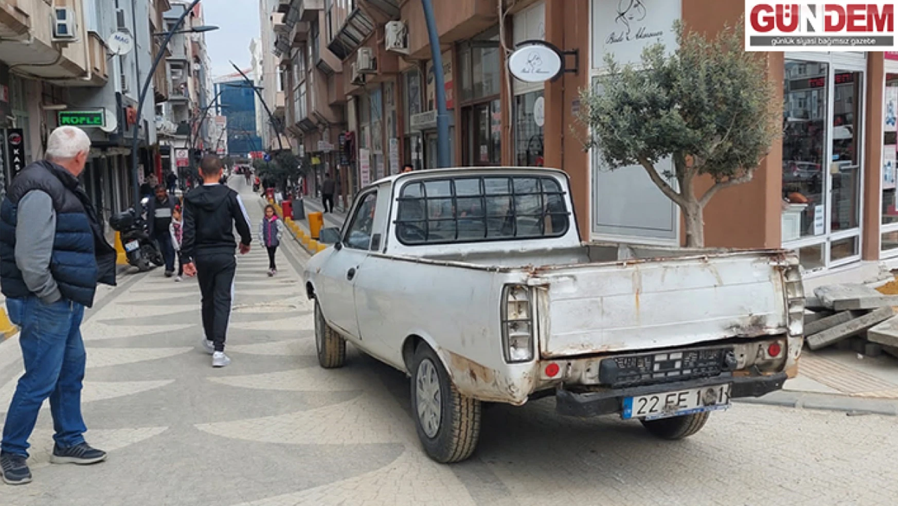 Edirne'de 'ikiz plaka' kullanan sürücüye 20 bin 302 lira ceza uygulandı