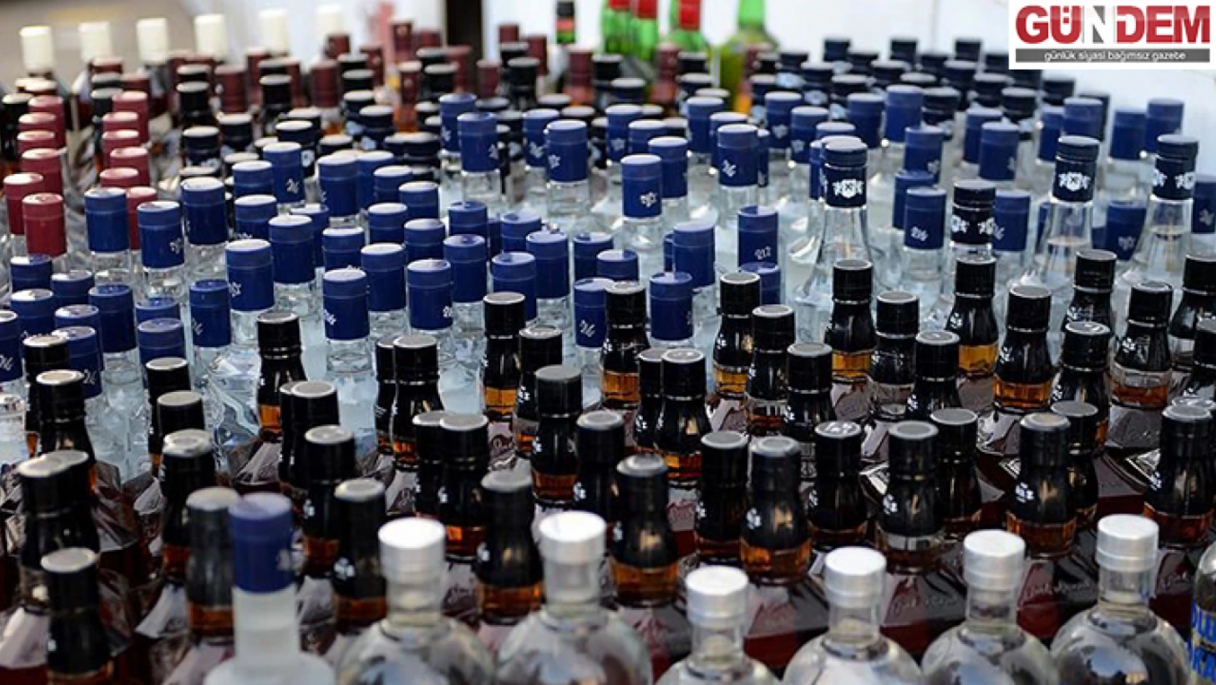 Edirne'de otomobilde gümrük kaçağı 26 şişe içki ele geçirildi