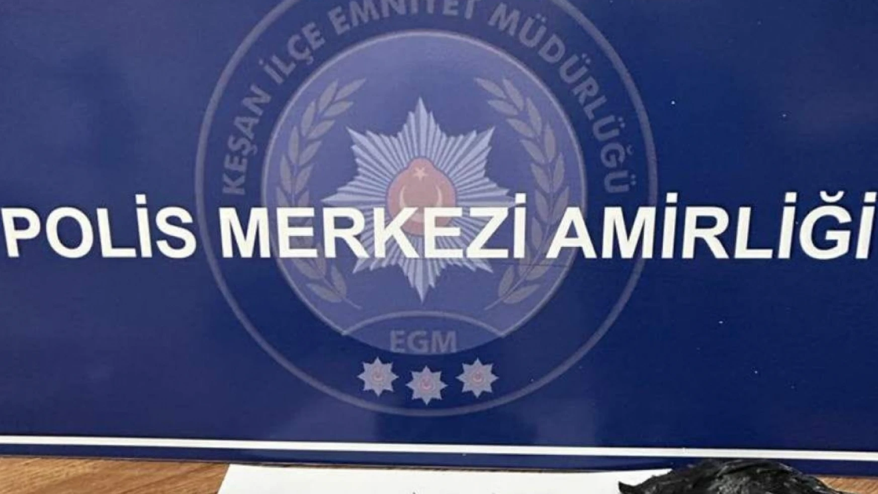 Edirne'de uyuşturucuyla yakalanan 2 şüpheli gözaltına alındı