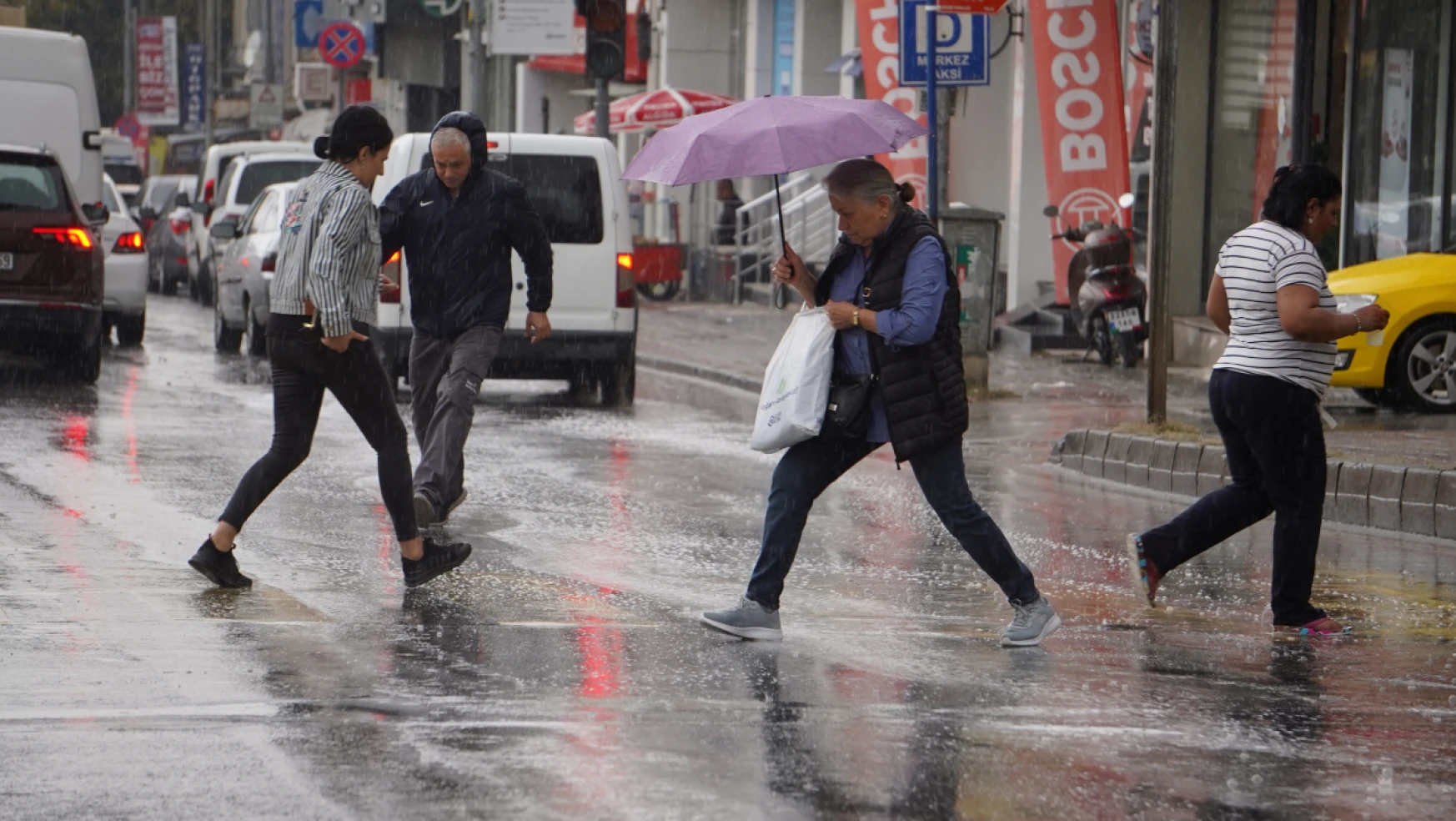 Edirne'de yağışlı hava etkili oldu