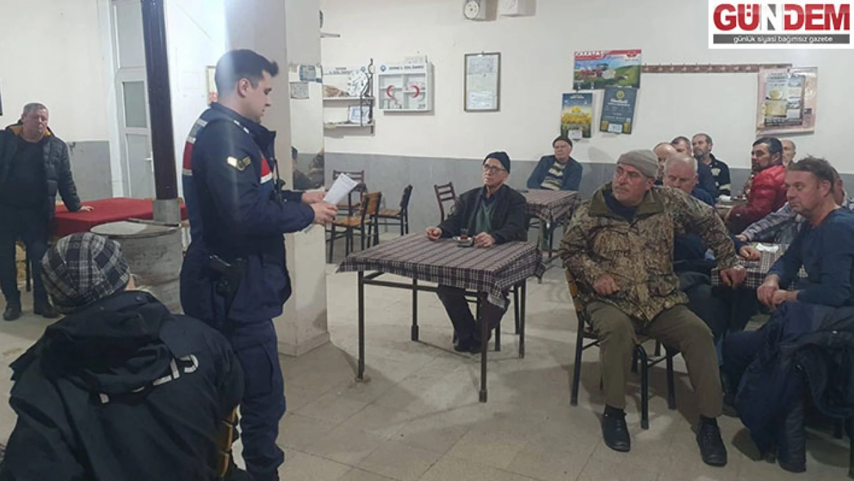 Jandarma ekipleri, köylerdeki vatandaşları bilgilendirmeye devam ediyor