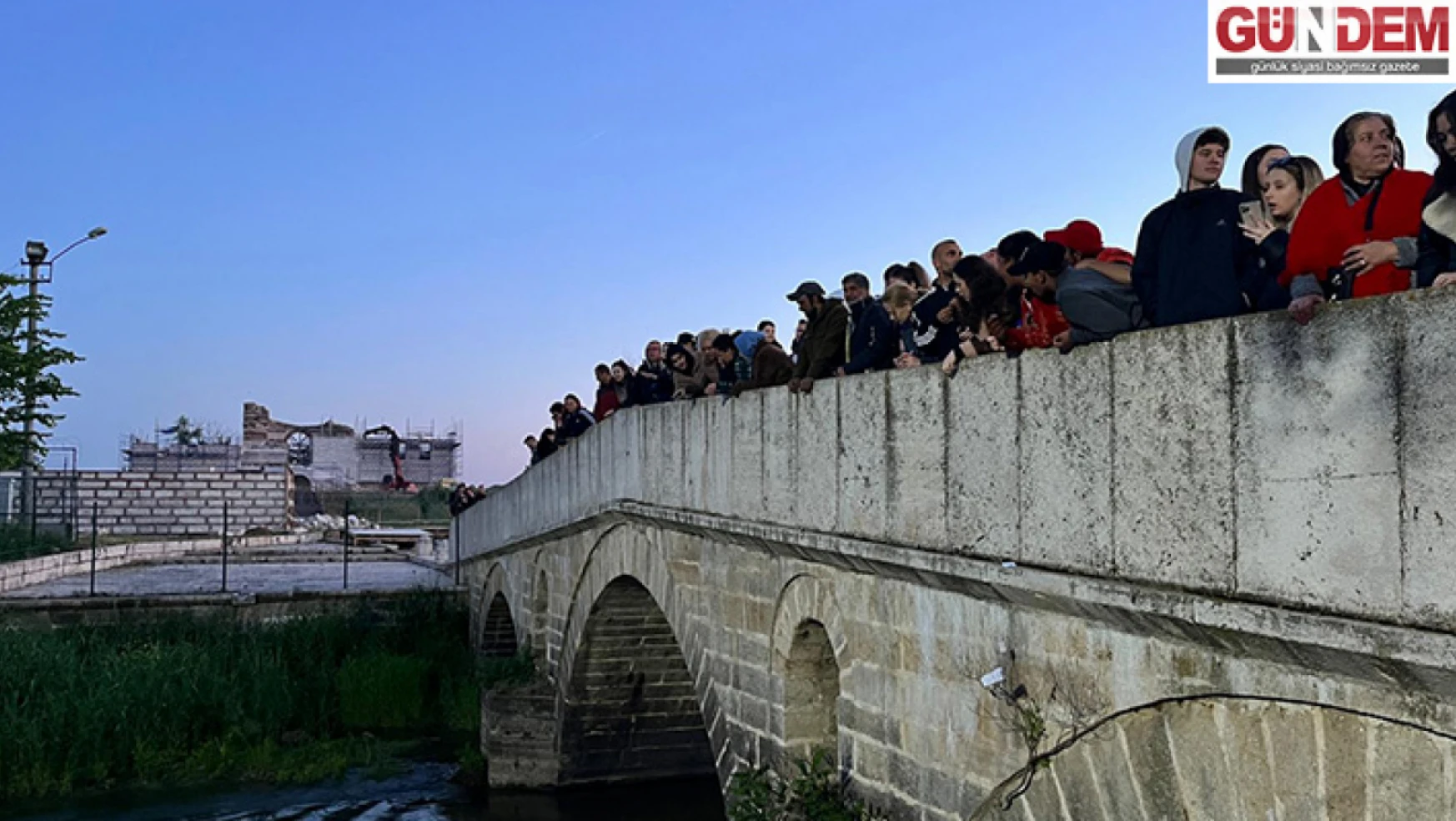 Kakava kutlamalarının son gününde dilekler Tunca Nehri'ne bırakıldı
