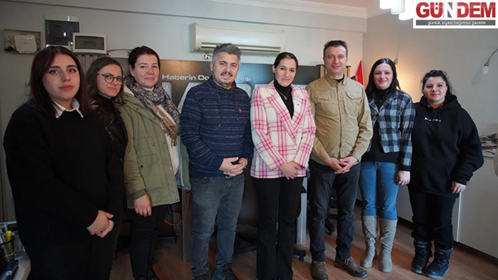 MHP Edirne Kadın Kolları ekibi gazetecileri ziyaret etti