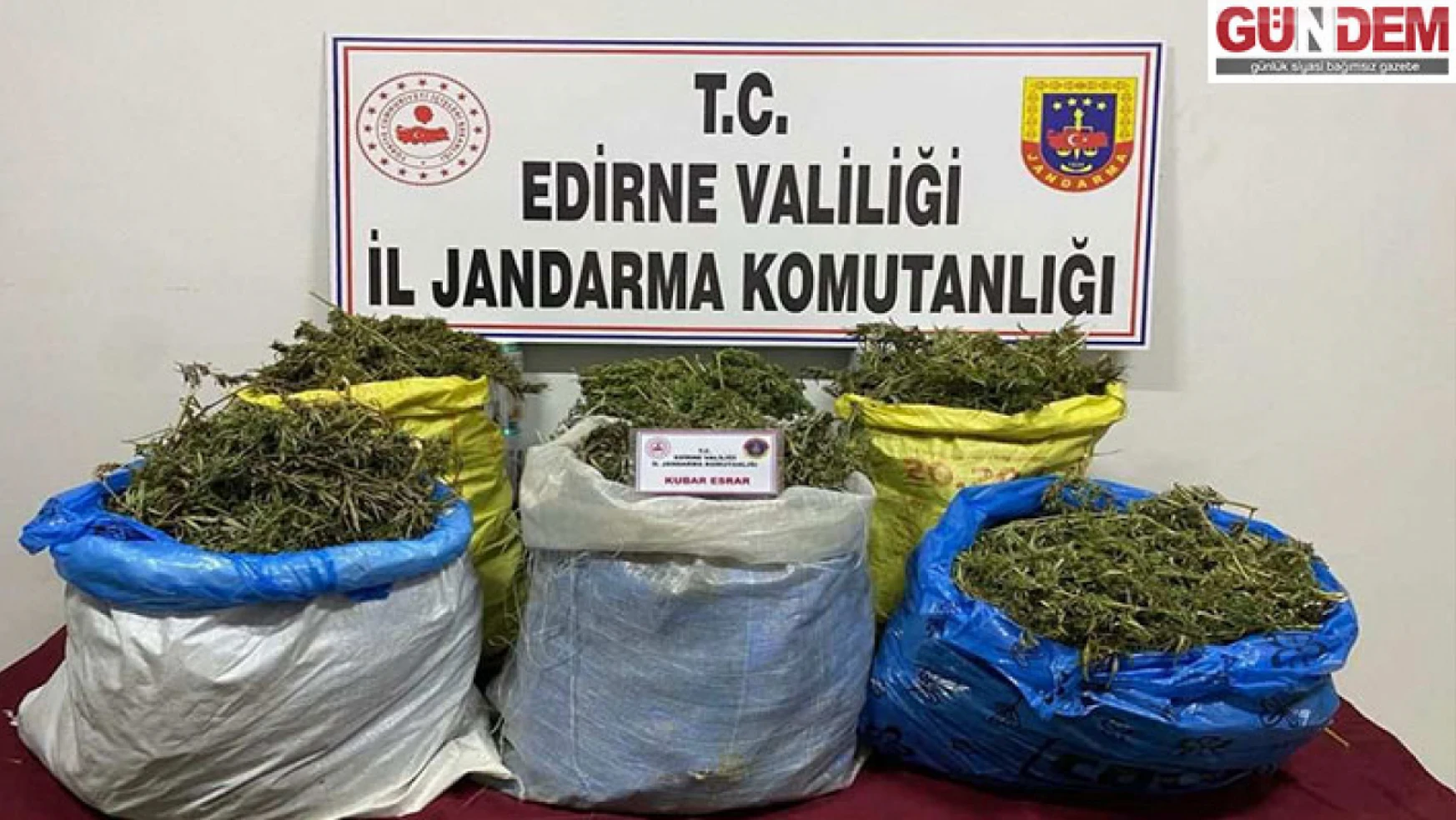 Şişme botta 33 kilo 250 gram esrar ele geçirildi