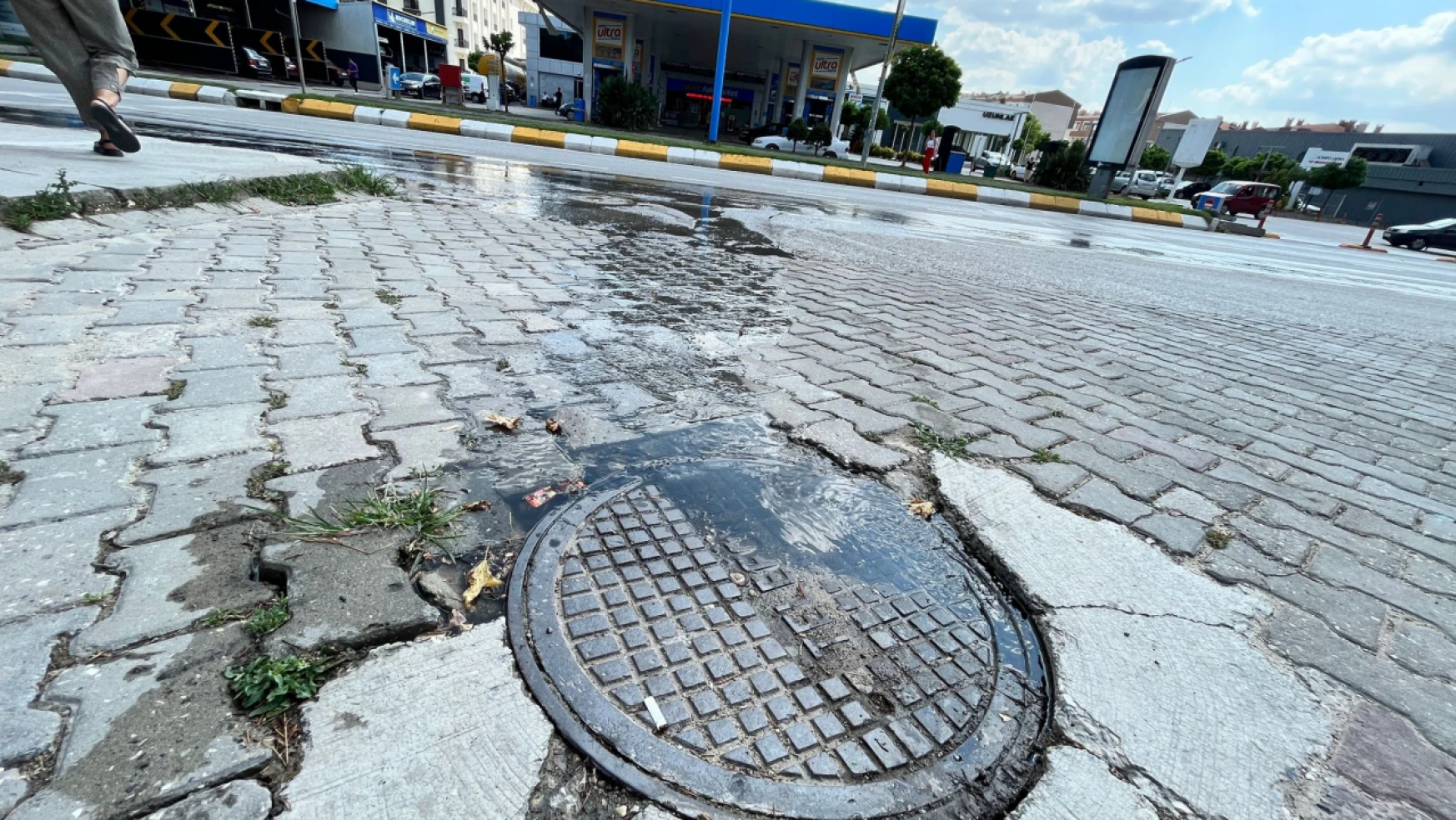 Su patlakları vatandaşları canından bezdiriyor   Hangi çağda yaşıyoruz?