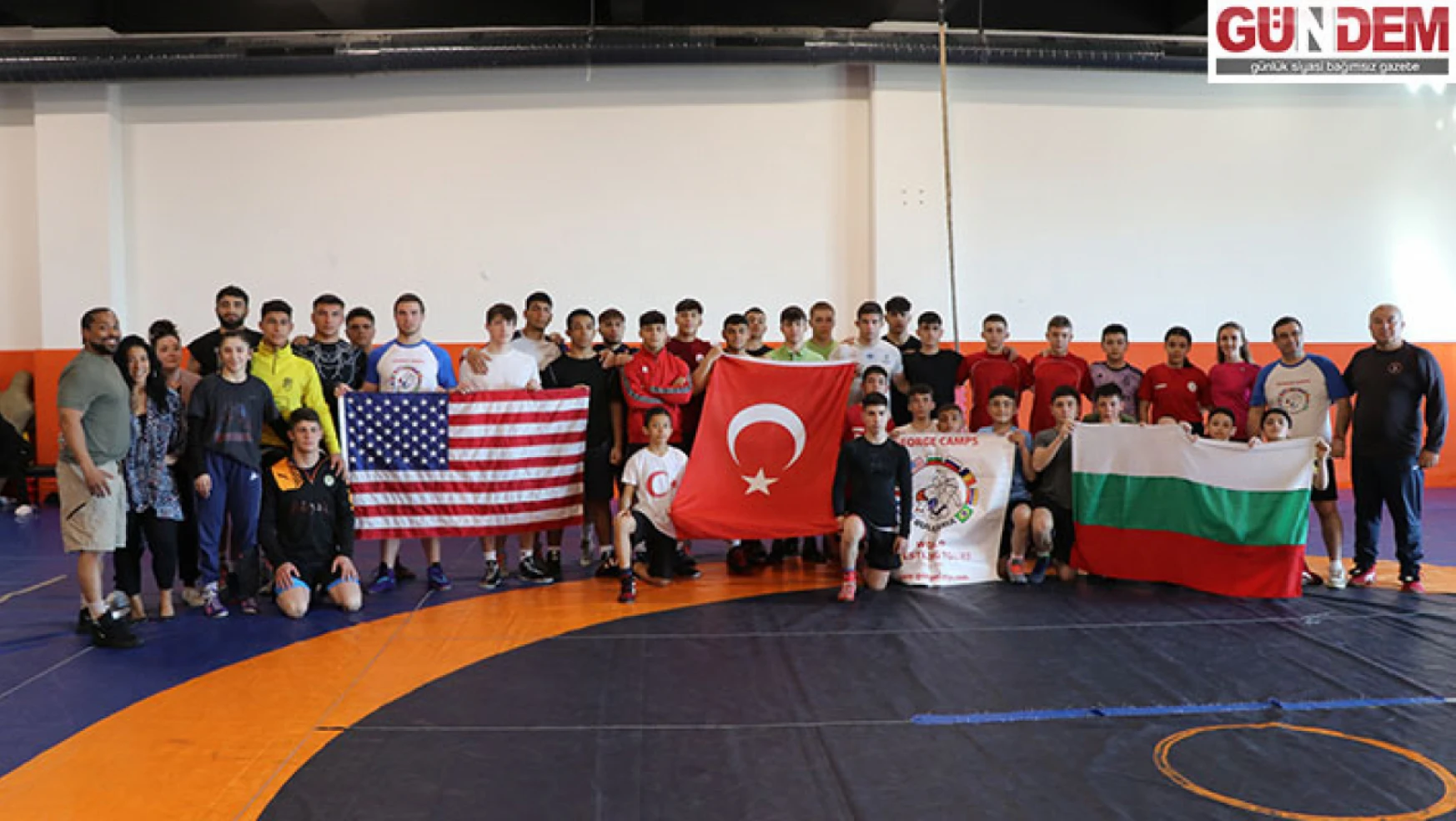 Türk, Bulgar, Rumen ve ABD'li genç güreşçiler, 'dostluk kampı'nda buluştu