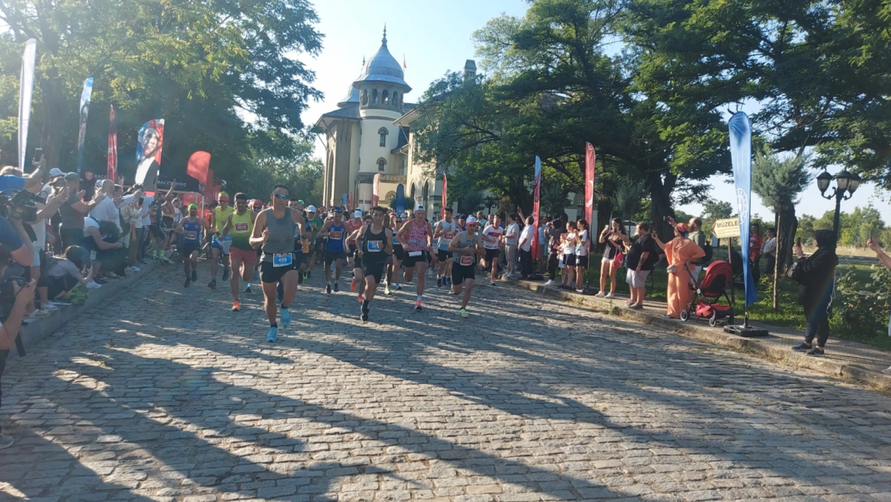 Uluslararası Edirne maratonu 8'inci kez koşuldu