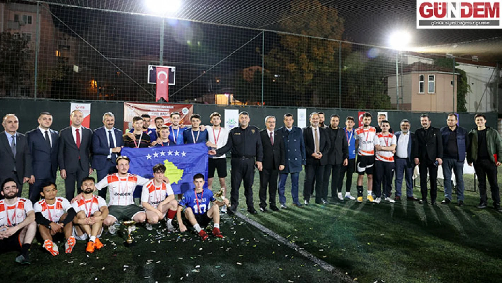 Uluslararası öğrencilerin futbol turnuvasını Kosovalı öğrencilerin takımı kazandı