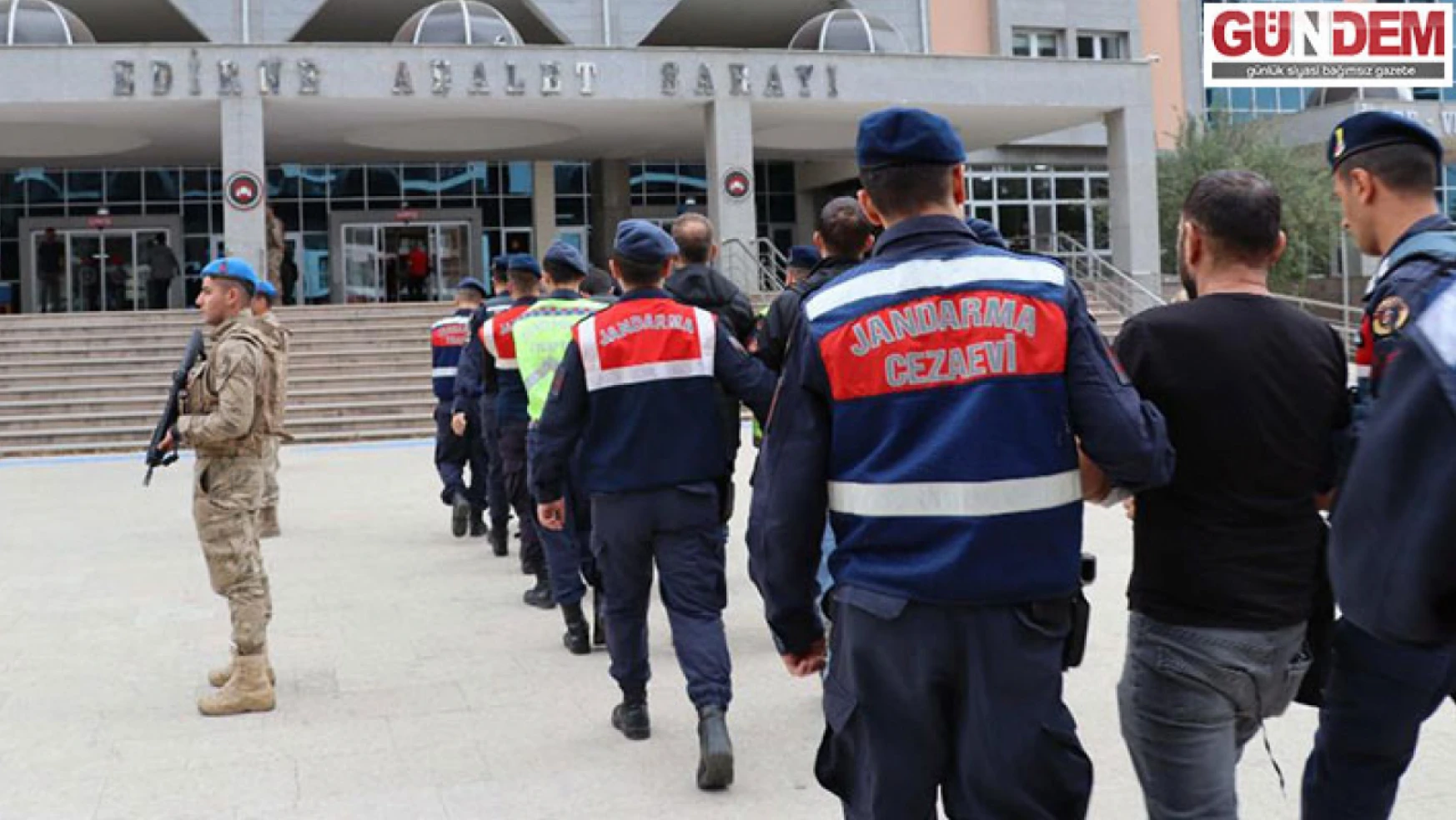 Yunanistan'a kaçmaya çalışan 13 terör örgütü mensubu yakalandı