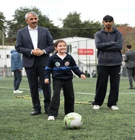 Edirne Valisi Sezer, sporla buluşturulan öğrencilerle bir araya geldi