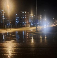 Fatih Mahallesi'nde altyapı arızası: Yollar suyla kaplandı