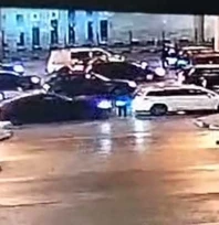 Gümrük memuruna otomobil çarptı