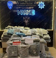 Güvenlik güçleri uyuşturucuya geçit vermedi