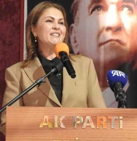 İba, 'Aramıza yeni katılan binlerce arkadaşımızla birlikte yürümekten mutluyuz'